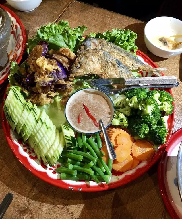 Saap Ver Authentic Thai Cuisine