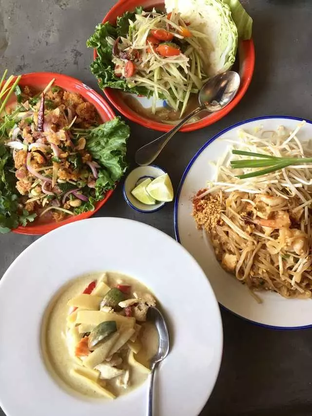 Saap Ver Authentic Thai Cuisine