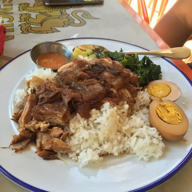 Saap Ver Authentic Thai Cuisine