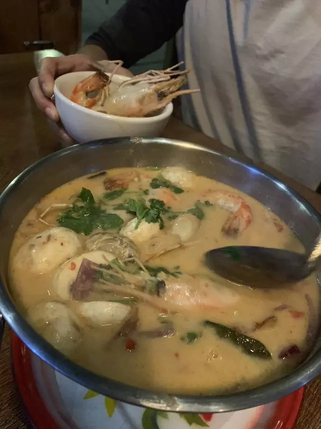 Saap Ver Authentic Thai Cuisine