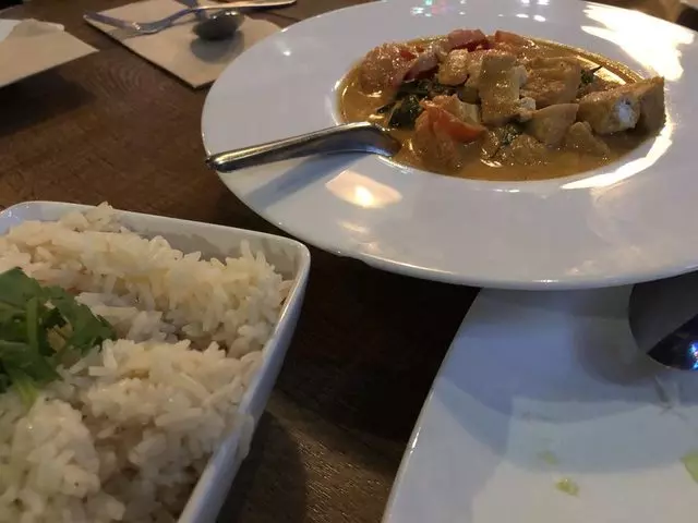 Saap Ver Authentic Thai Cuisine