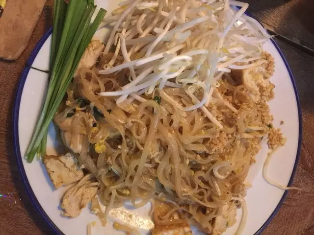 Saap Ver Authentic Thai Cuisine