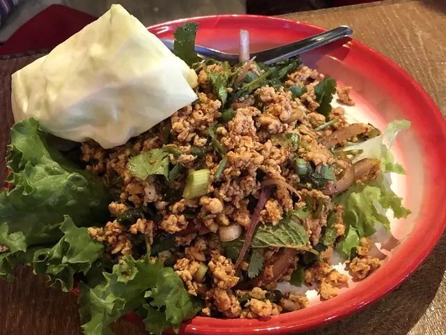 Saap Ver Authentic Thai Cuisine