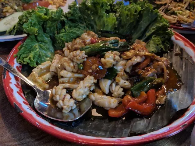 Saap Ver Authentic Thai Cuisine