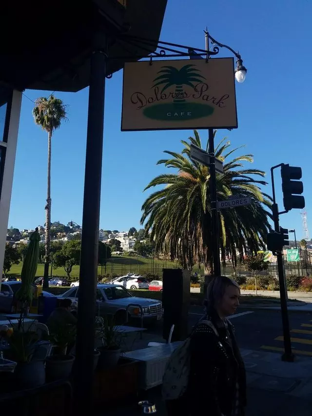Dolores Park Cafe