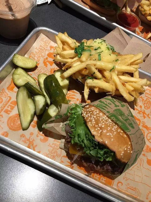 Super Duper Burgers