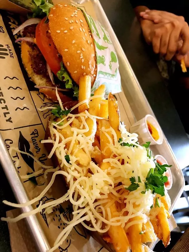Super Duper Burgers