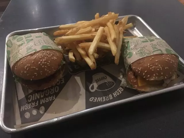 Super Duper Burgers