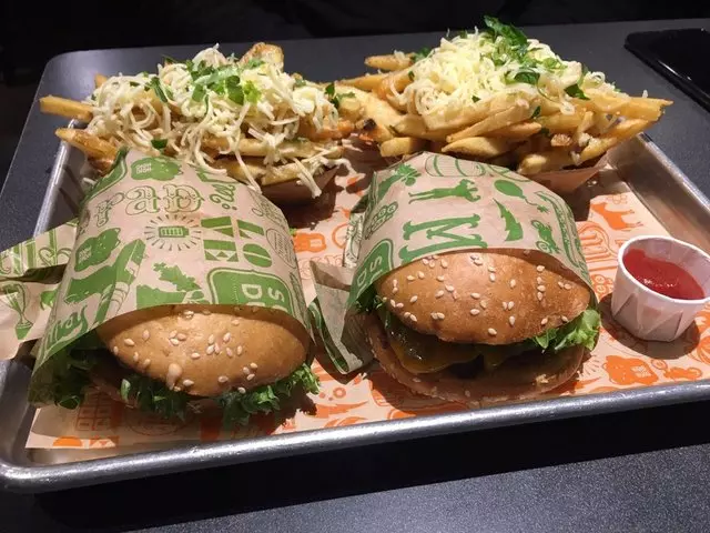 Super Duper Burgers