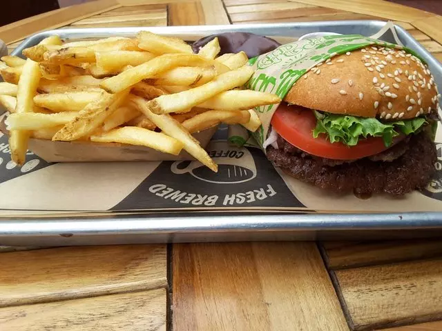 Super Duper Burgers