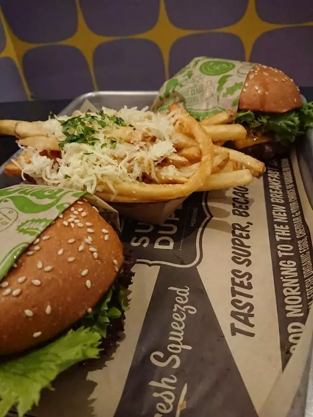 Super Duper Burgers