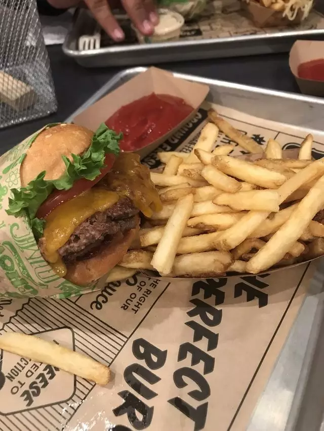 Super Duper Burgers
