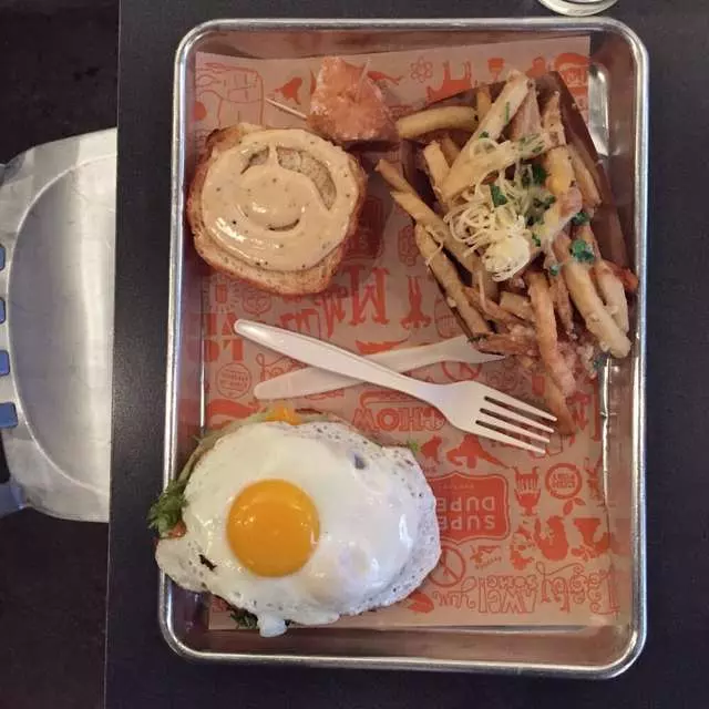 Super Duper Burgers