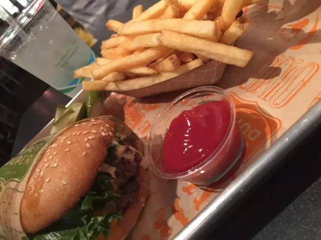 Super Duper Burgers