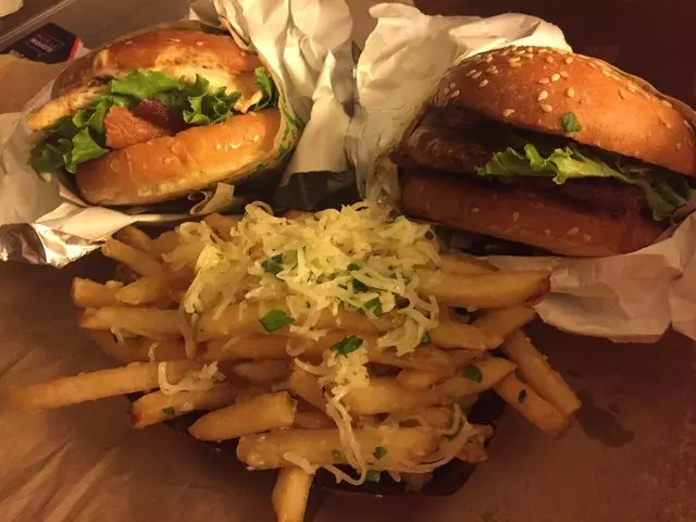 Super Duper Burgers