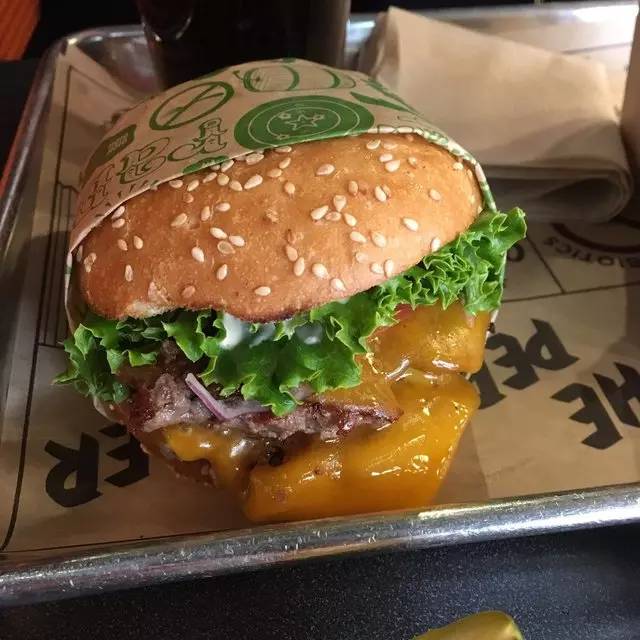 Super Duper Burgers