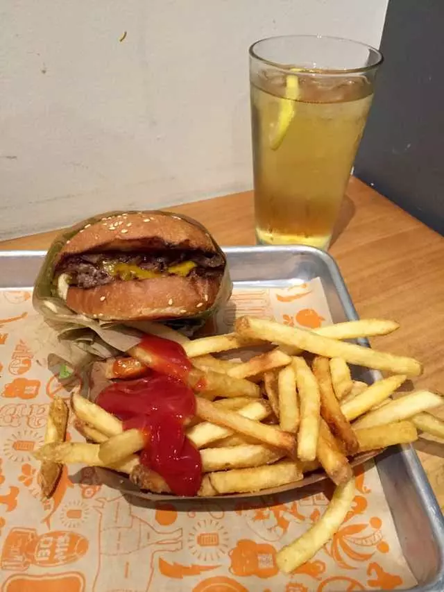 Super Duper Burgers