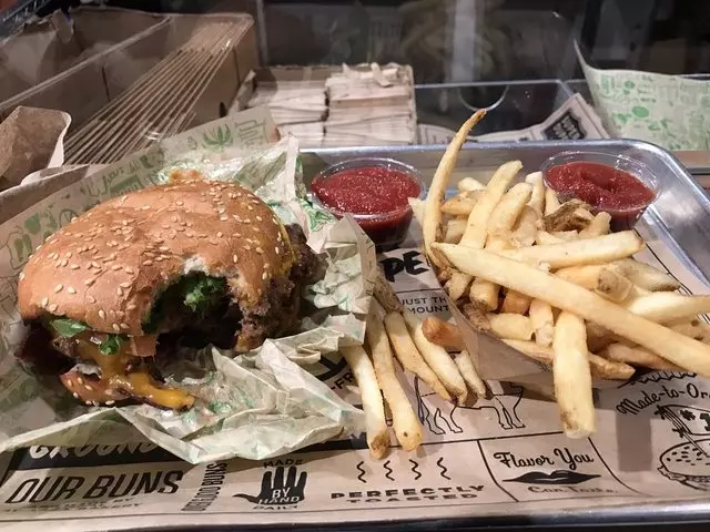 Super Duper Burgers