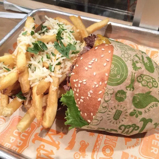 Super Duper Burgers