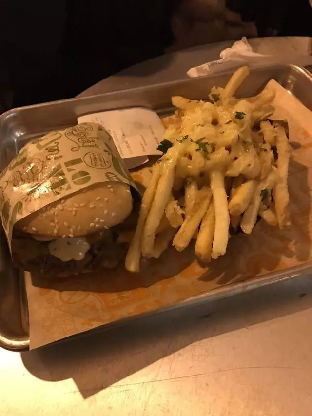 Super Duper Burgers