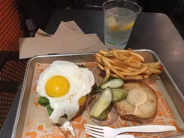Super Duper Burgers