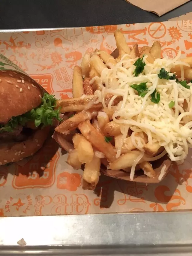 Super Duper Burgers
