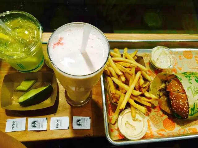 Super Duper Burgers