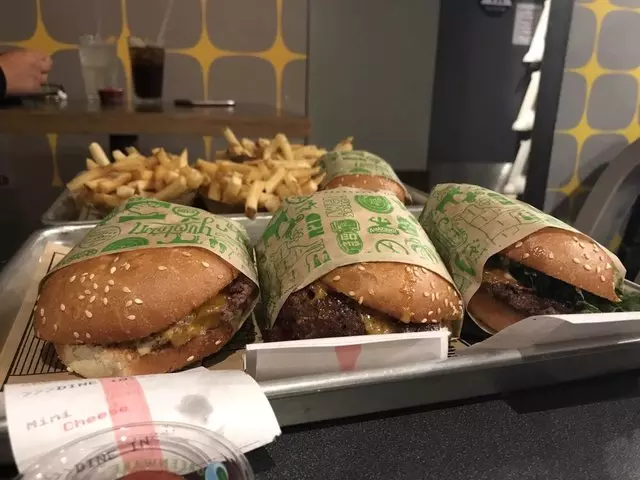 Super Duper Burgers