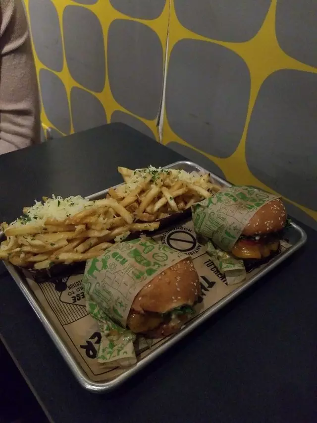 Super Duper Burgers