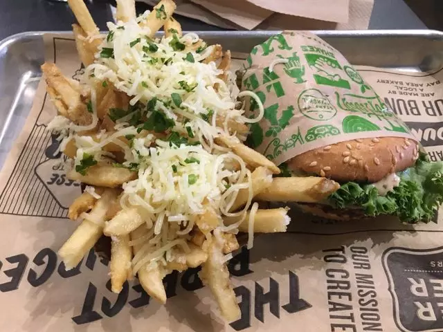 Super Duper Burgers