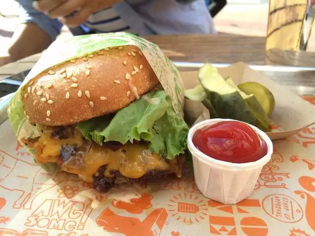 Super Duper Burgers