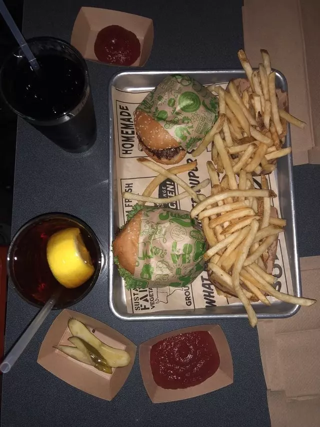 Super Duper Burgers