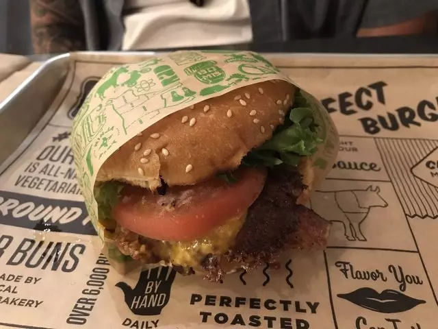 Super Duper Burgers