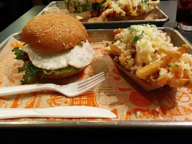 Super Duper Burgers