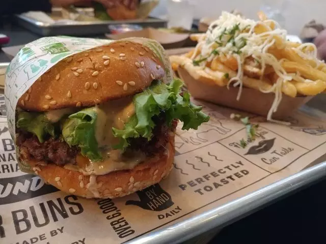 Super Duper Burgers