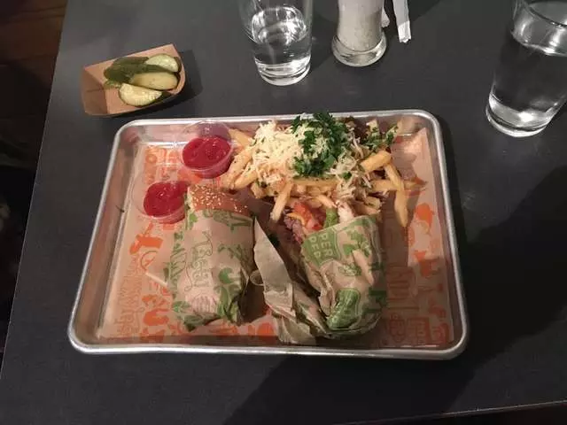 Super Duper Burgers