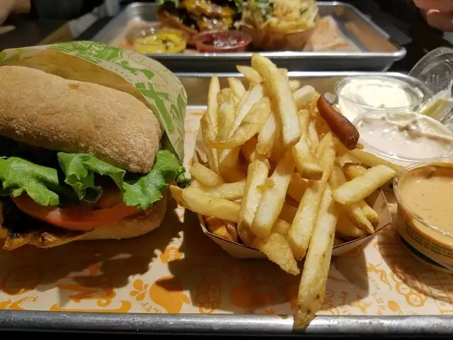Super Duper Burgers