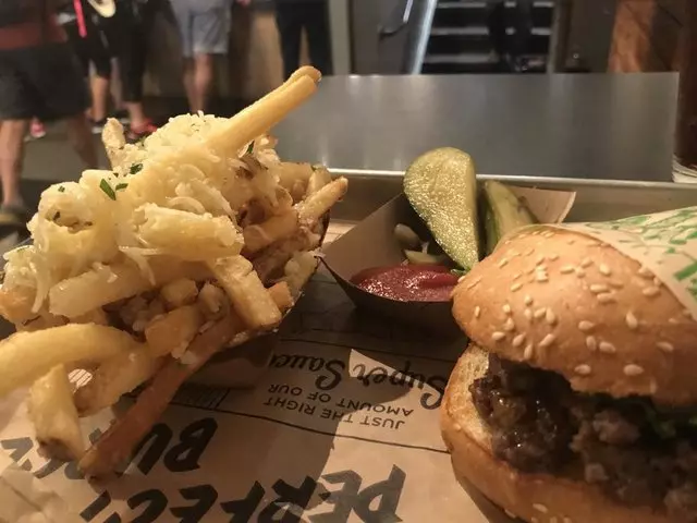 Super Duper Burgers