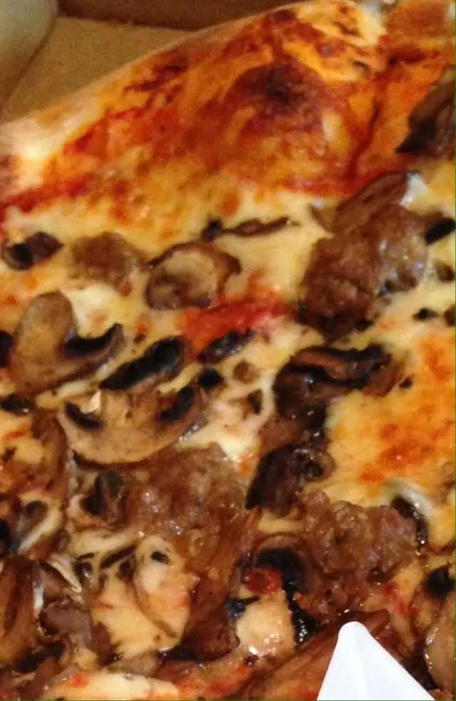 Serrano’s Pizza