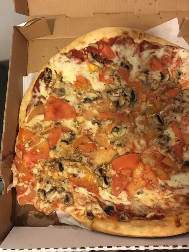 Serrano’s Pizza