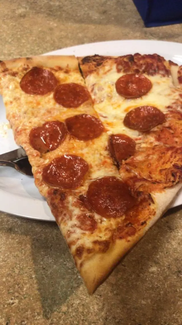 Serrano’s Pizza
