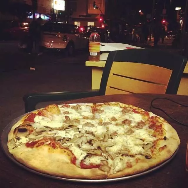 Serrano’s Pizza