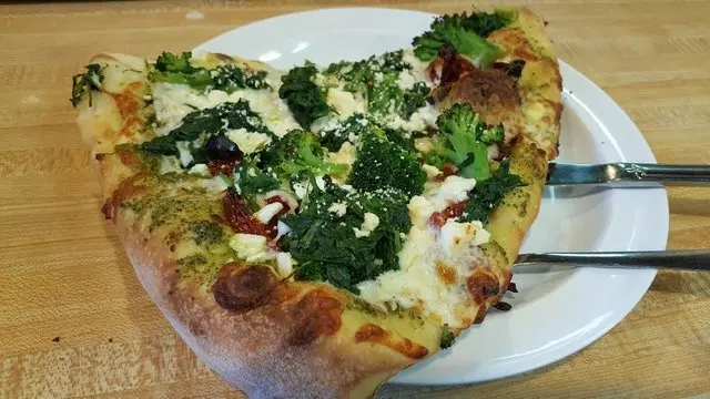 Serrano’s Pizza