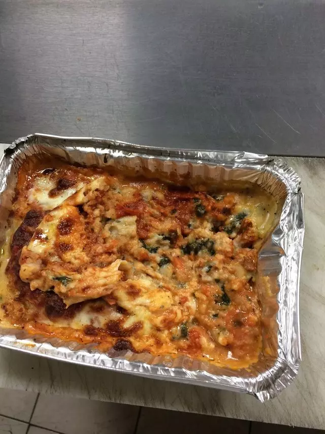 Serrano’s Pizza