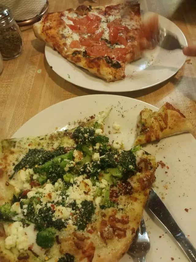 Serrano’s Pizza