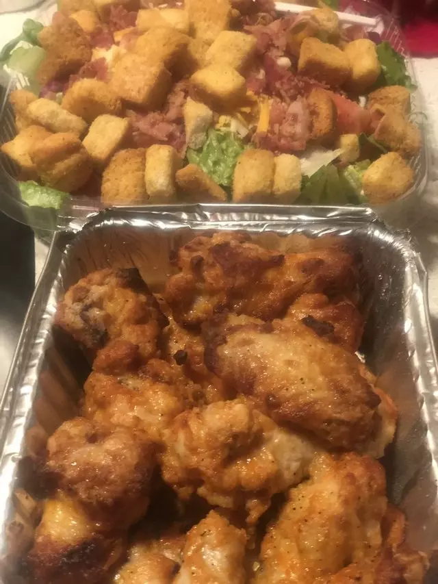 Serrano’s Pizza