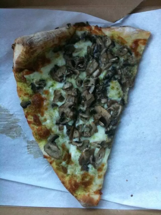 Serrano’s Pizza