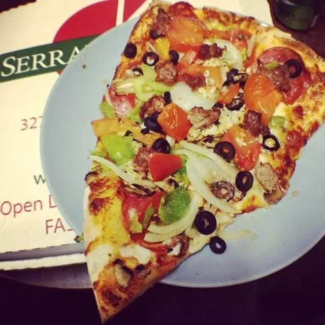 Serrano’s Pizza