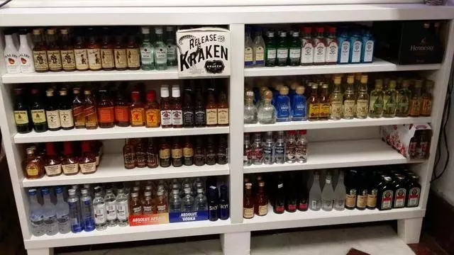 33rd Ave Liquor