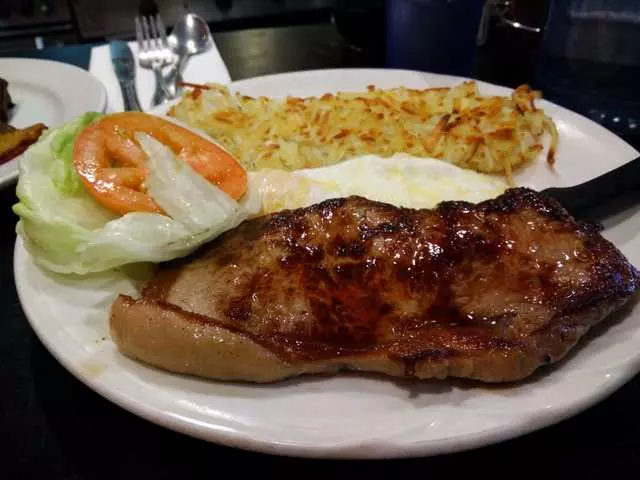 Red Cafe